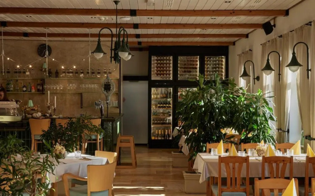 Öreg Halász Hotel és Étterem