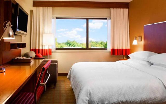 Four Points By Sheraton Virginia Beach Oceanfront