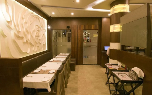 Hotel Darshan Towers