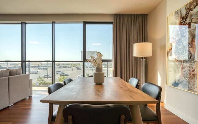 Stunning 4BR Apt in Citywalk by GuestReady