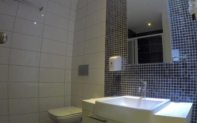 Yeni Truva Otel
