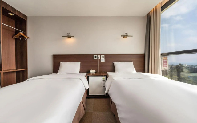 Sunrise Hotel Jungmun