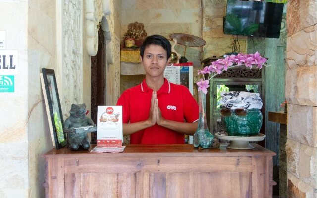 OYO 401 The Frog Homestay Sanur