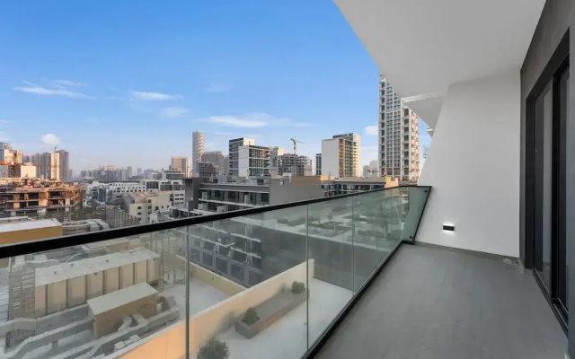 Elegant 1BR Stay in Binghatti Heights
