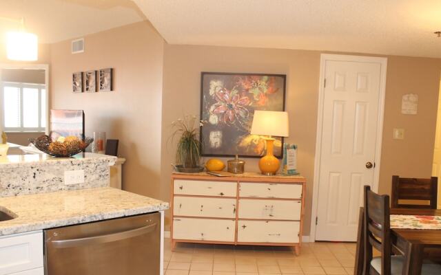 Beach Palms 404 Apartment