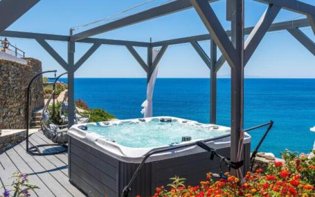 Blueros Luxury Villa