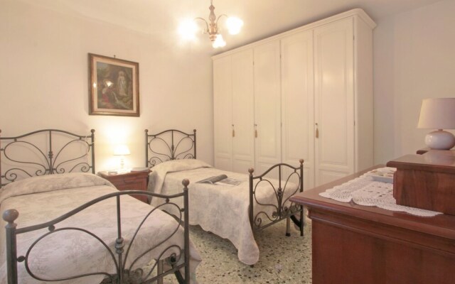 Lavinia Forte dei Marmi