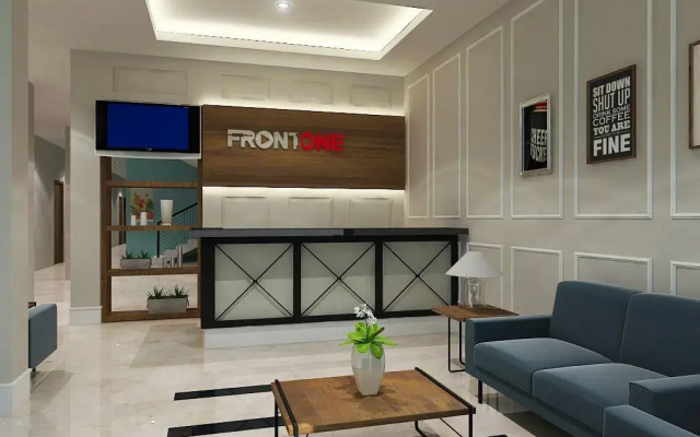 Front One Boutique Brani Solo