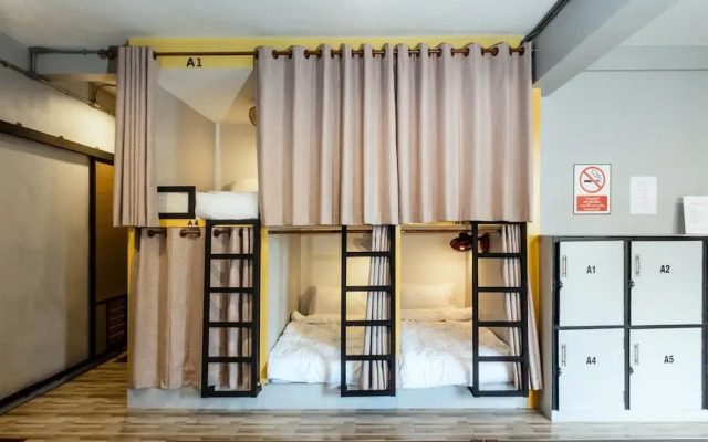 Full Moon' House - Hostel