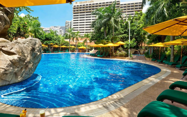 Artyzen Grand Lapa Macau