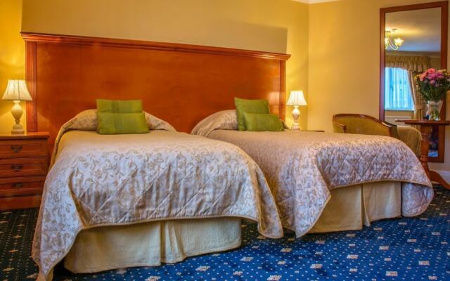 The Revelstoke Hotel