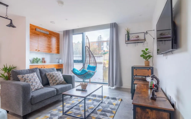 Sheffield City Apartment - Modern & Cozy