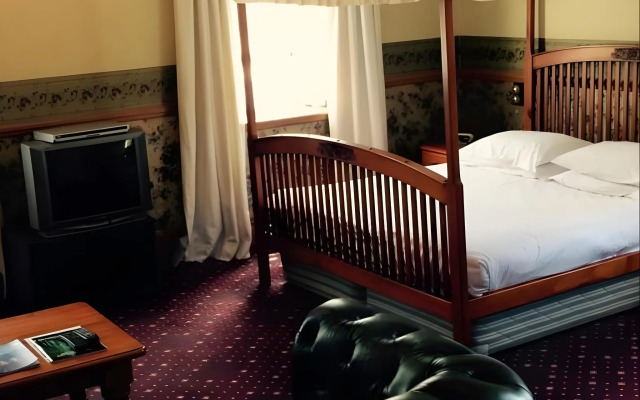 Shepherds Arms Hotel