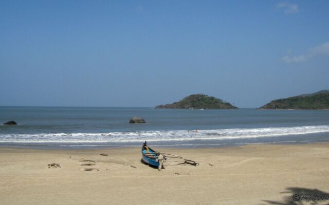 Secret Beach Bungalows