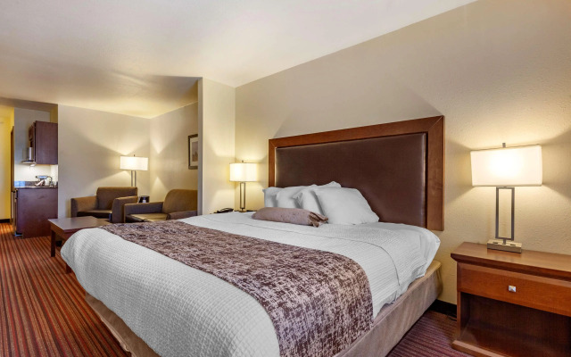 Best Western Plus Sparta Trail Lodge