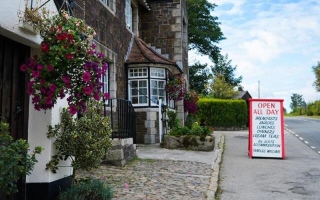 The Fox & Hounds Hotel