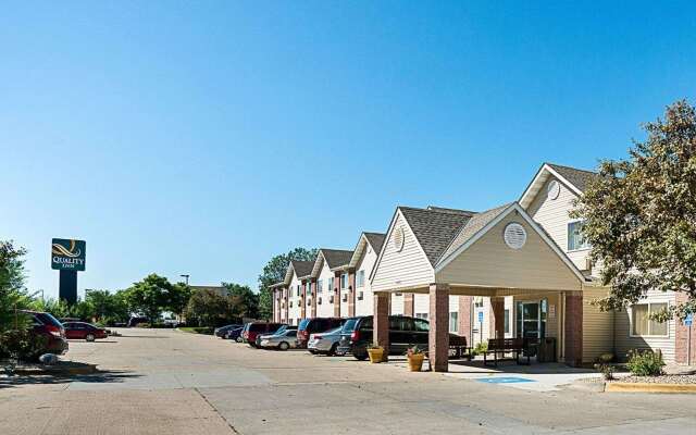 Quality Inn near Northtown Mall & National Sports Center