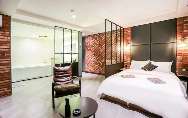 Wonju Mary Jane Hotel