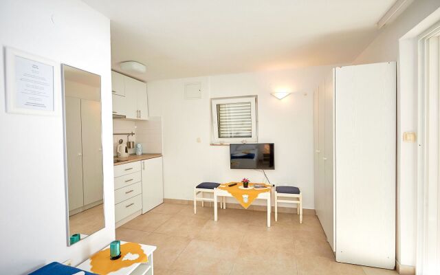 Studio apartment Sea front - free parking A4 Klek, Riviera Dubrovnik