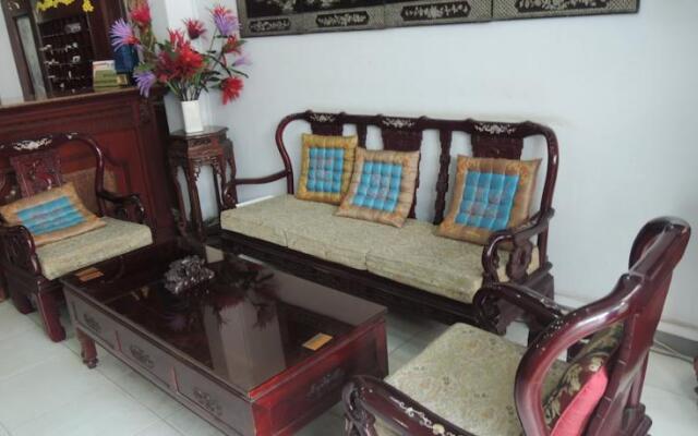 Phi Long Hotel