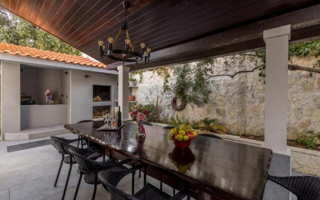 Holiday Home Villa Desire 1819