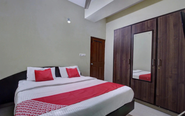 Sri Sai Comforts By OYO Rooms
