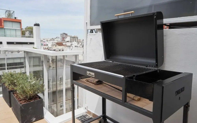 Spacious studio with balcony terrace I