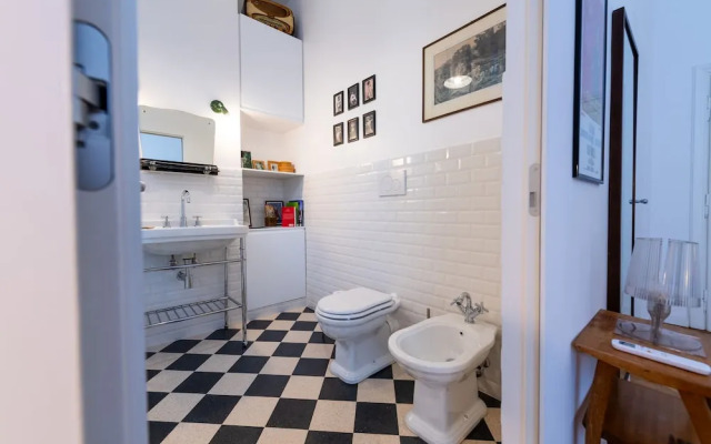 Boho 202 in Rome With 2 Bedrooms and 2 Bathrooms