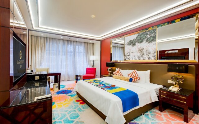 NagaWorld Hotel & Entertainment Complex