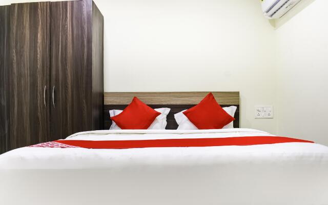 OYO Flagship 68832 S&h Residency