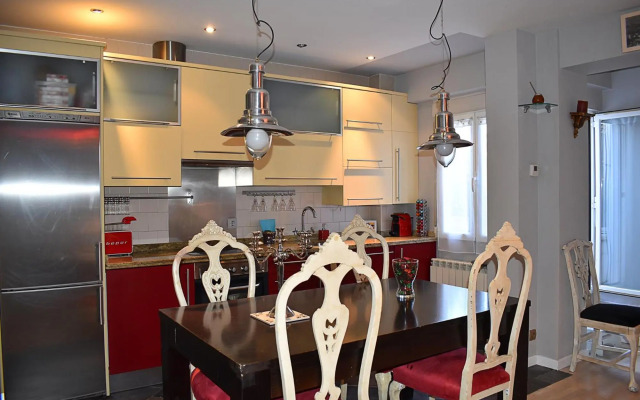 Apartamento San Quirce - céntrico y reformado- wifi y netflix