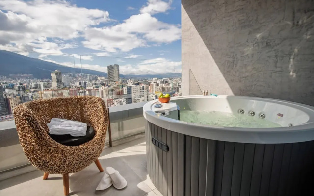 GO Quito Hotel