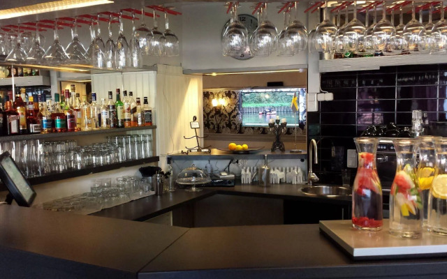 Hotel Bishops Arms Mora