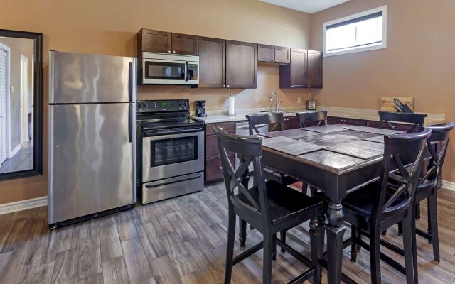 Comfort Inn & Suites Thousand Islands Harbour District