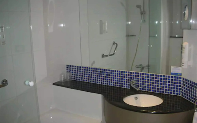 Holiday Inn Express Barcelona-Montmeló by IHG