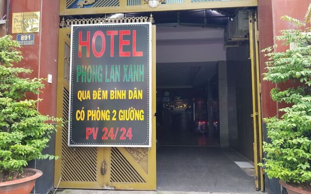 OYO 517 Phong Lan Xanh Hotel