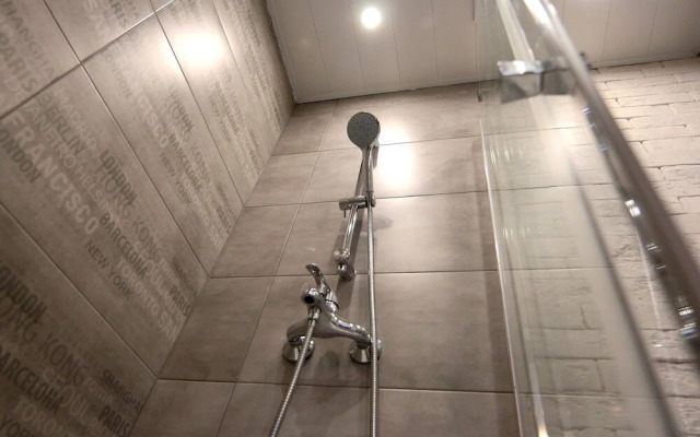 Dom Konchielova on Ispolkomskaya 5