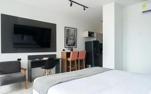 Muralla by Wynwood House
