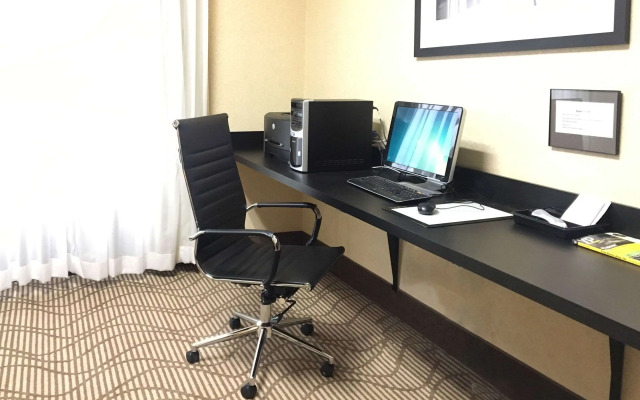 Comfort Inn & Suites Rogersville