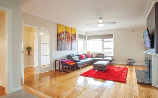 Lake Wendouree Luxury Apartments on Webster