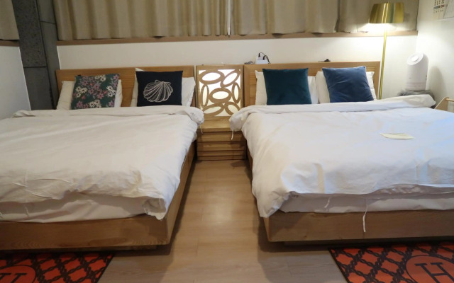 Andong Poong-gyung HOSTEL n LIBRARY