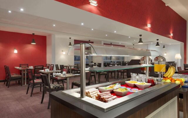 Ramada Wakefield