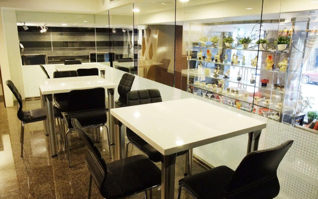 Fish Hotel - Yangcheng