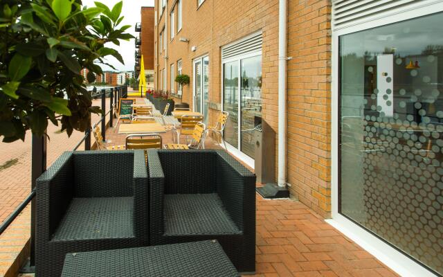 Holiday Inn Express Cardiff Bay by IHG