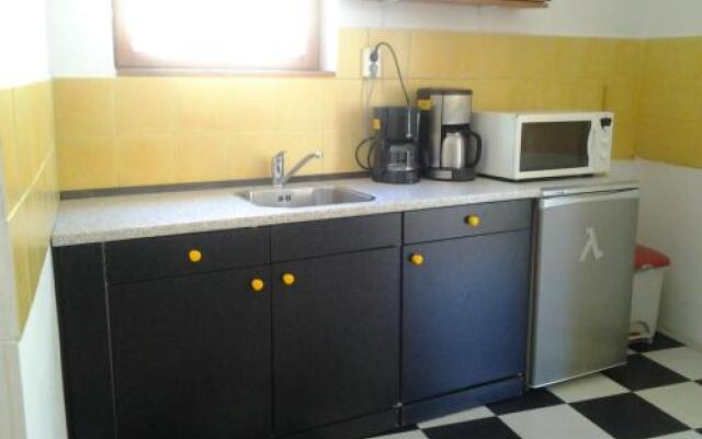Hostel66