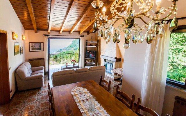 Villa Pineta - Rebomaholidays