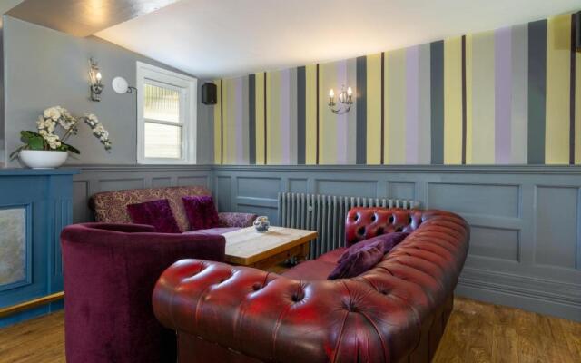 Alston House Hotel