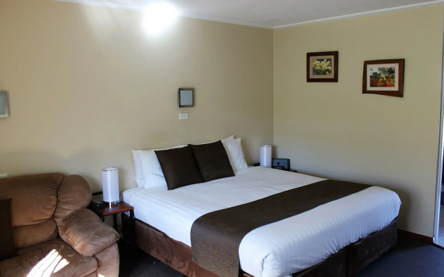 Hospitality Geraldton, SureStay Collection by Best Western