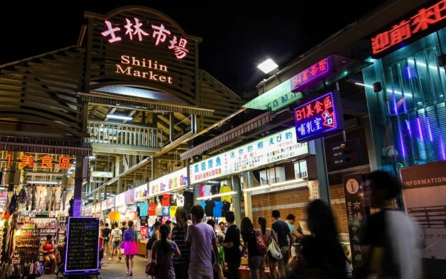 Hwanshan Taiwanese Historical Apart