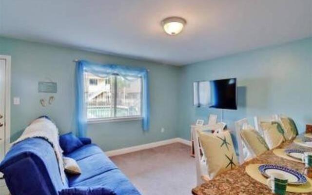 Beach Comber at Oak Shores